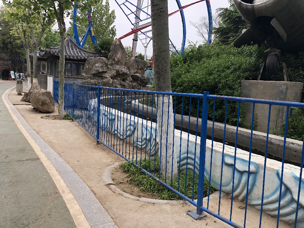 金屬護欄刷新維護新方案：醇酸底漆，打造堅固耐用基礎