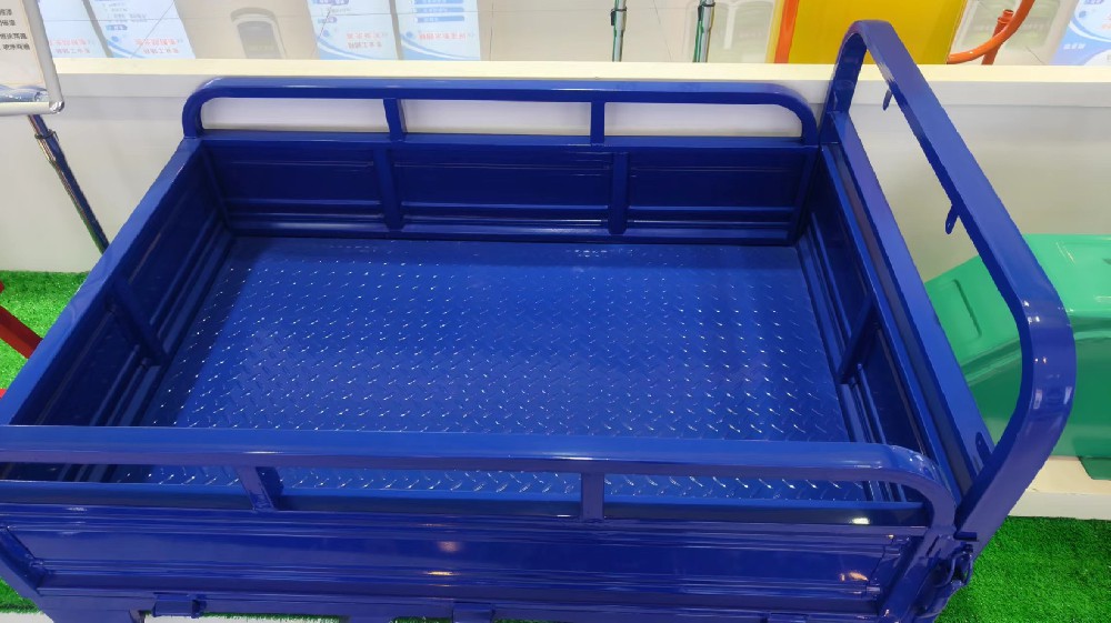 鋁材維護新選擇，晨虹醇酸專用汽車漆引領行業潮流