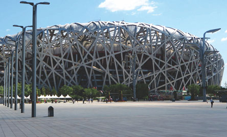 國際賽事場館新風貌，晨虹醇酸底漆筑基維護新標準