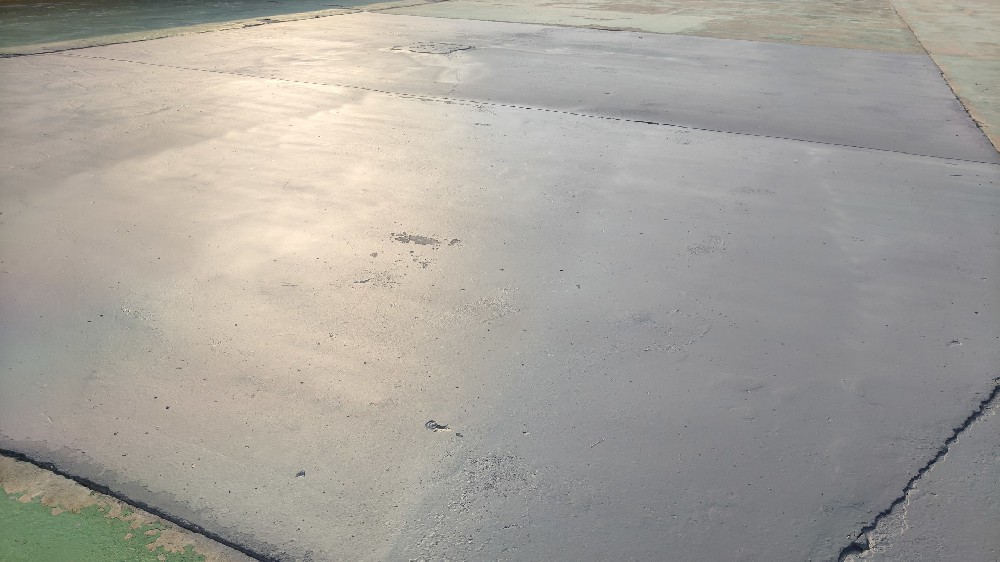 重塑水泥面新顏，晨虹醇酸改裝汽車漆引領創新風潮