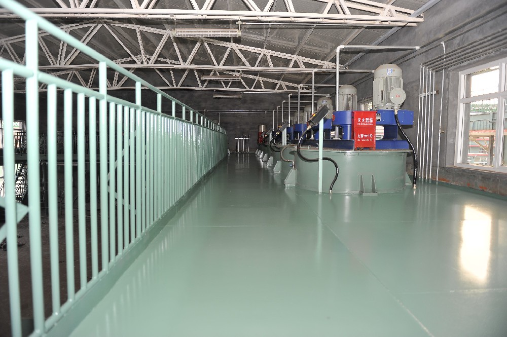 瓷磚維護(hù)新選擇，醇酸清漆守護(hù)家居美感